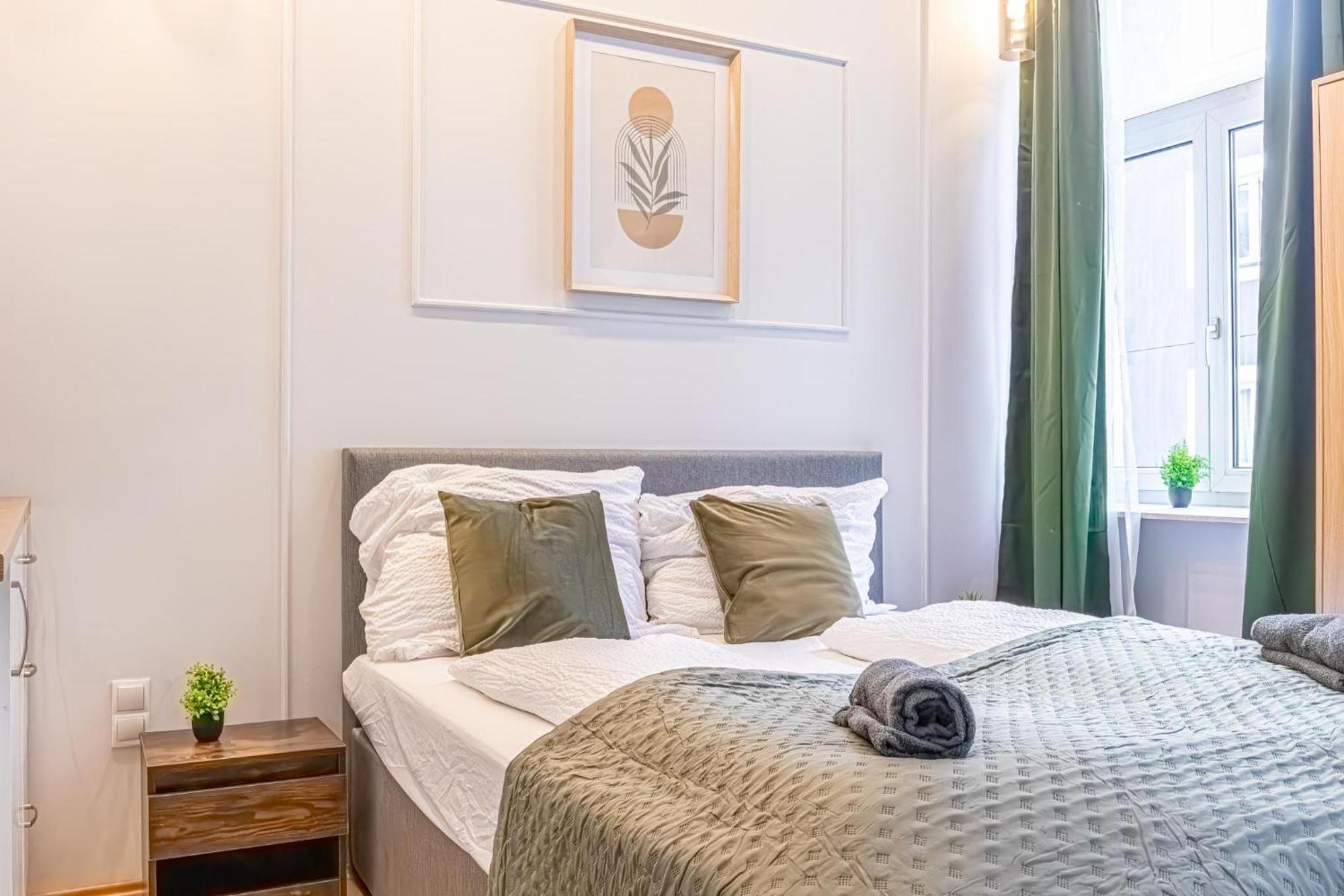 Spacious Shared Apartment Schoenbrunn Wenen Buitenkant foto
