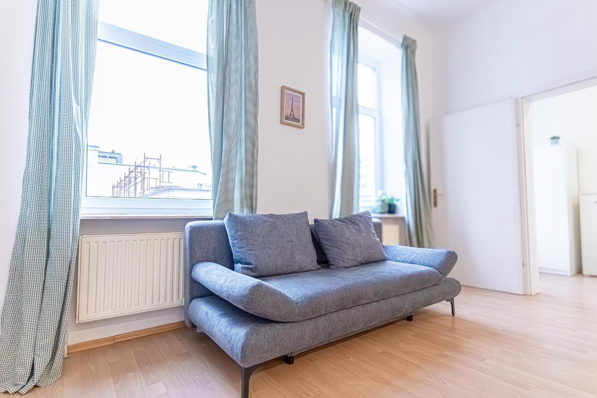 Spacious Shared Apartment Schoenbrunn Wenen Buitenkant foto